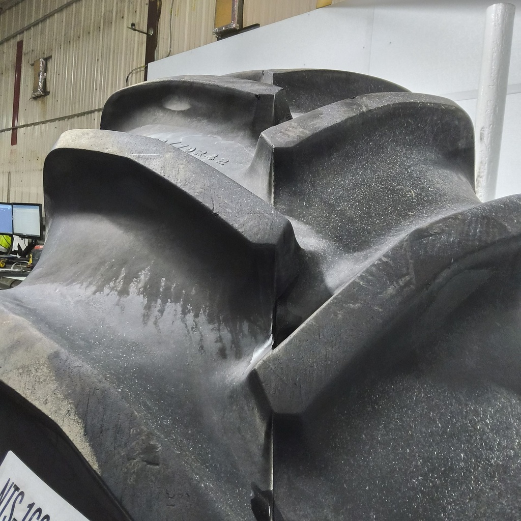 620/70R42 Goodyear Farm DT820 R-1W 160B 85%