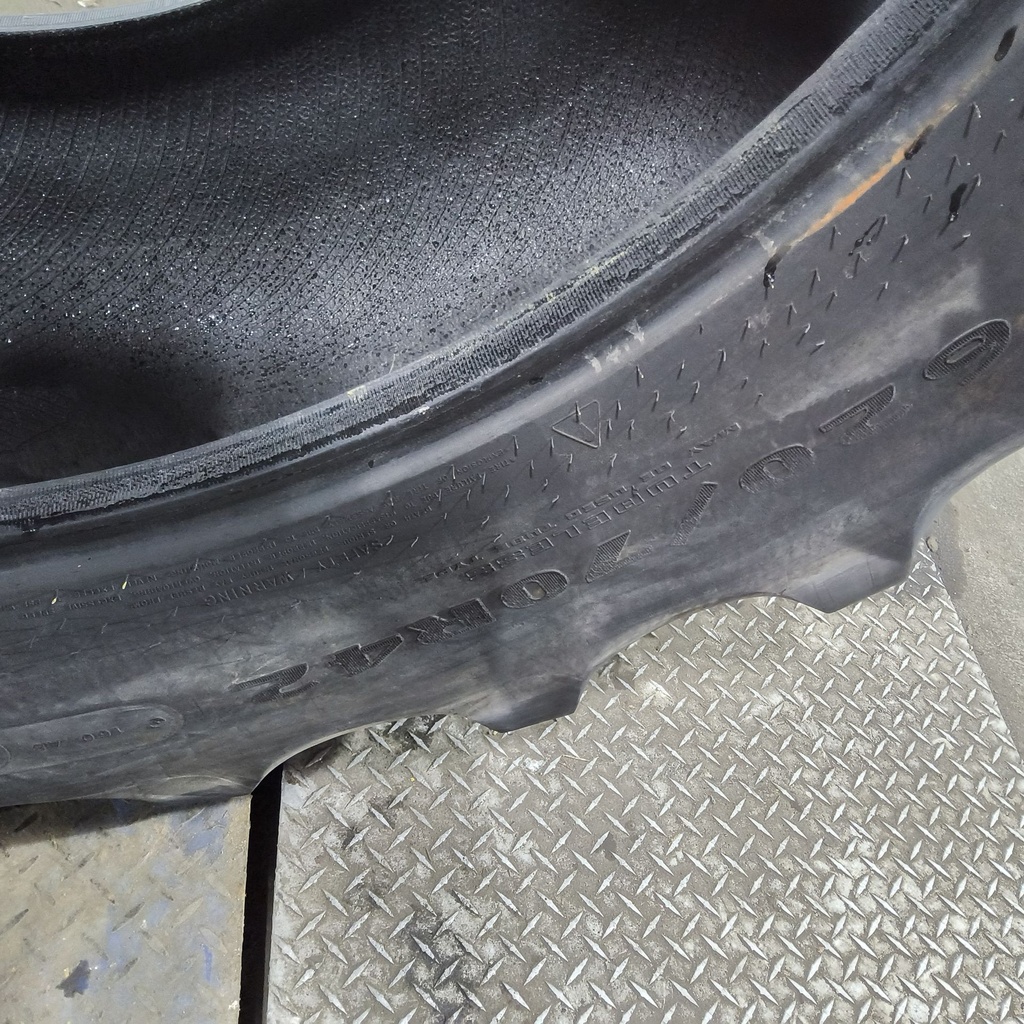 620/70R42 Goodyear Farm DT820 R-1W 160B 85%