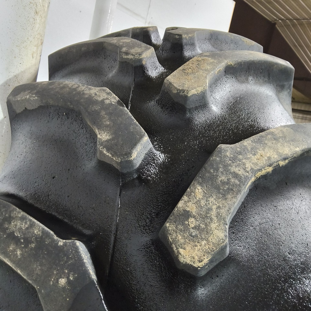 520/85R42 Goodyear Farm UltraTorque Radial R-1 157B 85%