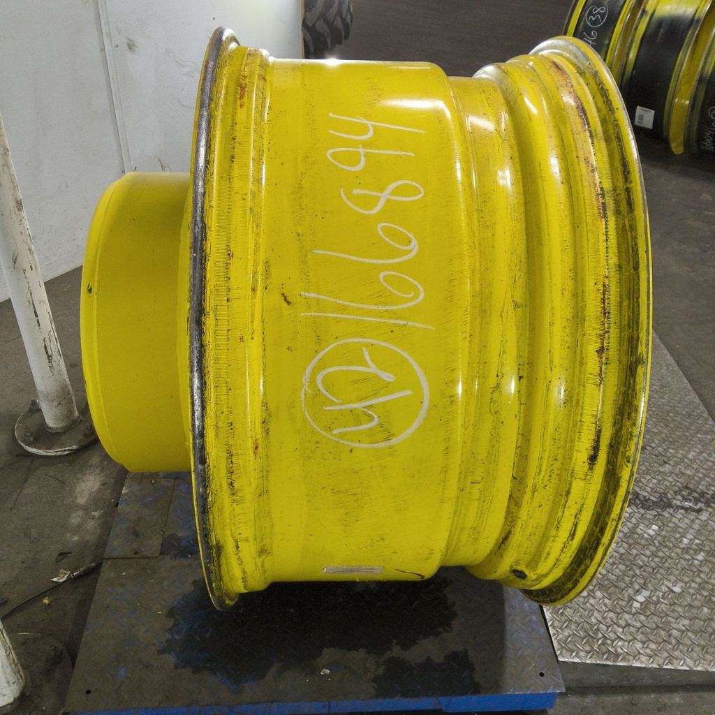 23"W x 42"D, John Deere Yellow 20-Hole Straddle Dual - Inside Main , -21.5" Offset