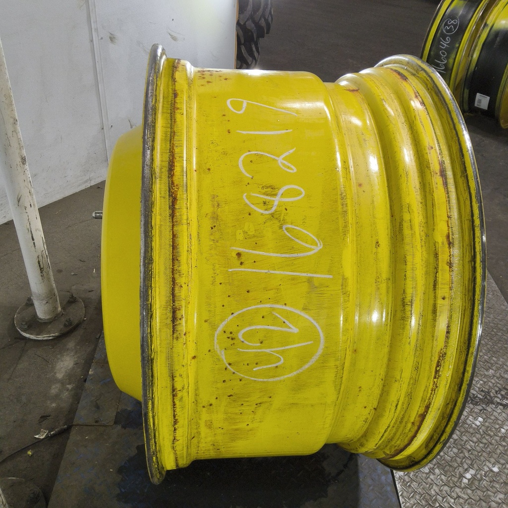 23"W x 42"D, John Deere Yellow 10-Hole Straddle Dual - Inside Main, -16.56" Offset