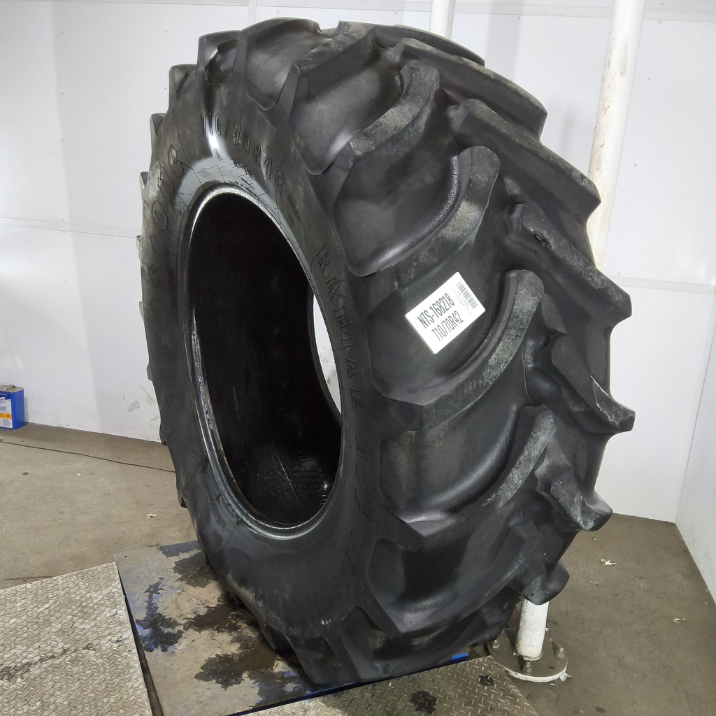 710/70R42 Firestone Radial All Traction DT R-1W 168B 70%