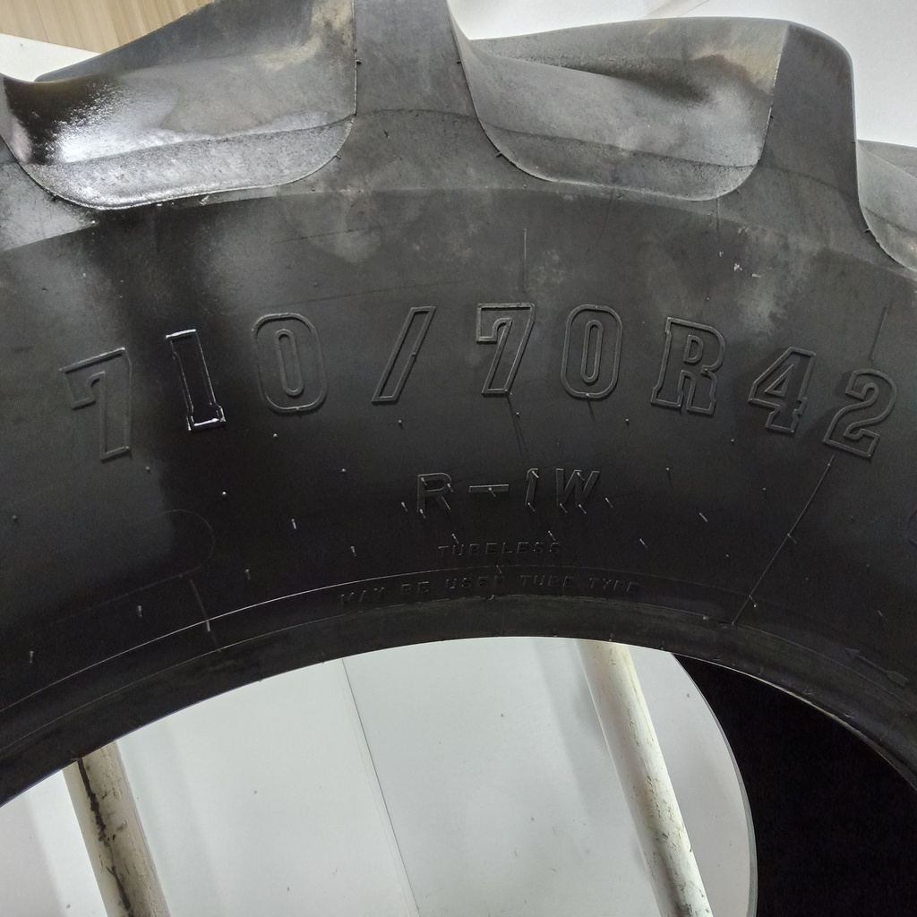 710/70R42 Firestone Radial All Traction DT R-1W 168B 70%