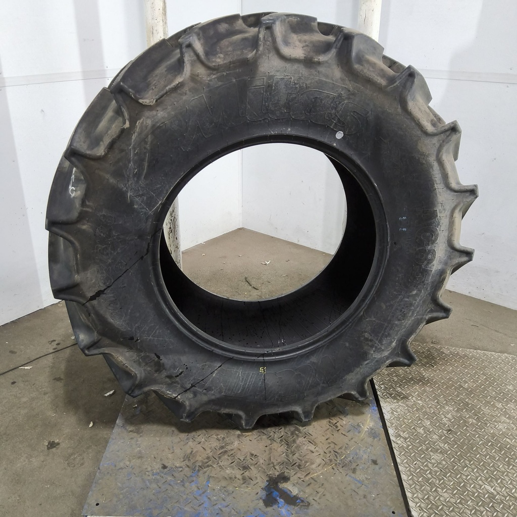 420/85R28 Mitas AC85 Radial R-1W 139A8/139B 95%