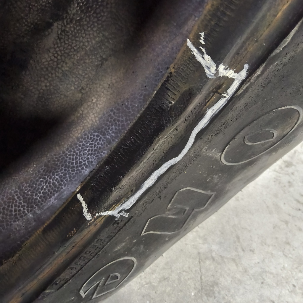 16.9R30 Firestone Radial All Traction FWD R-1 137A8 85%