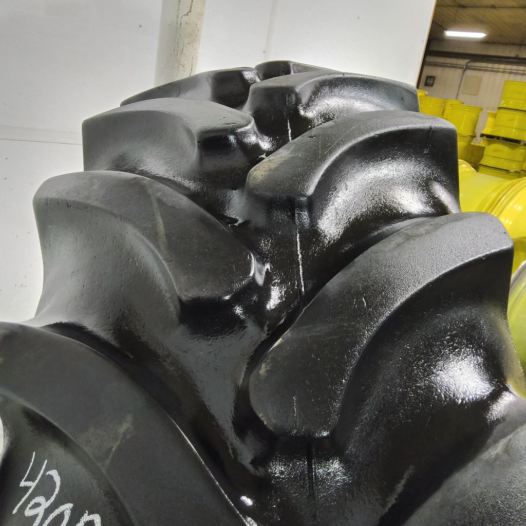 420/90R30 Firestone Radial All Traction FWD R-1 142B 65%