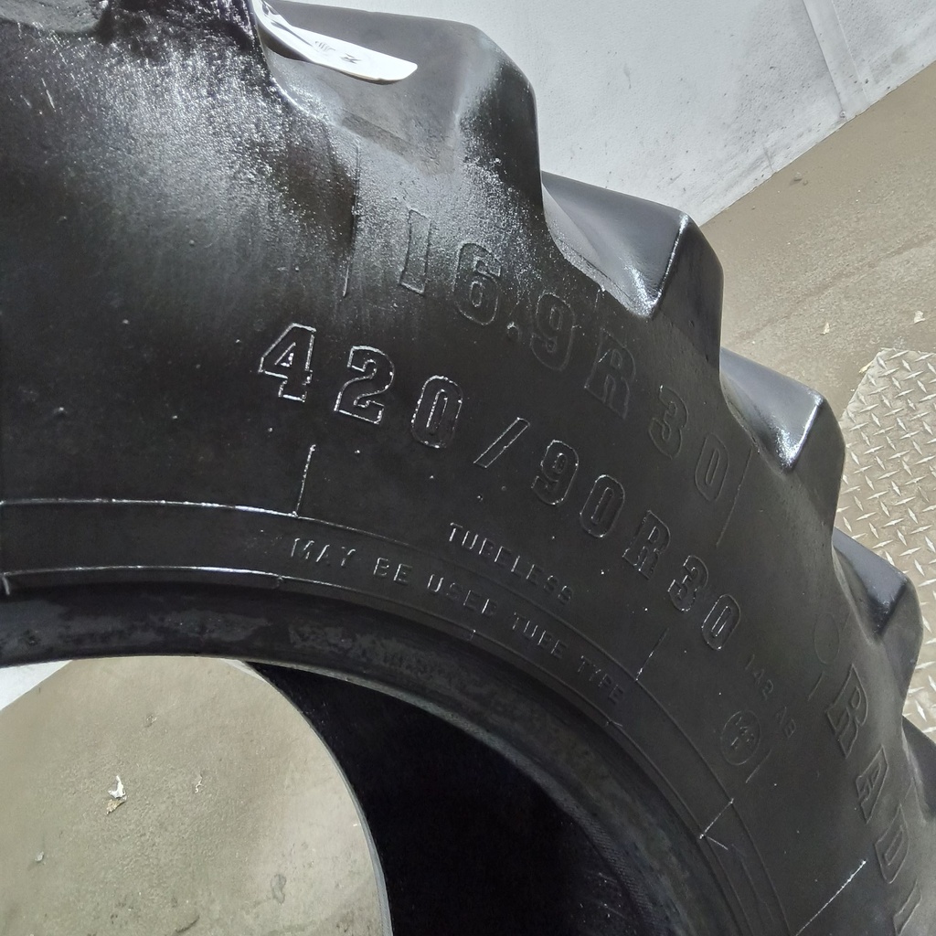 420/90R30 Firestone Radial All Traction FWD R-1 142B 65%