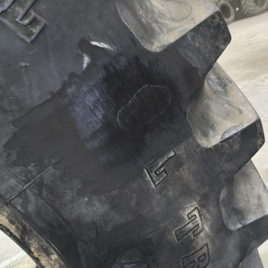 18.4R26 Firestone Radial All Traction FWD R-1 E (10 Ply), 140A8 90%