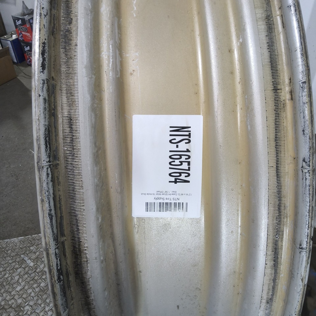 12"W x 46"D, Case IH Silver Mist 16-Hole Stub Disc , 1.56" Offset