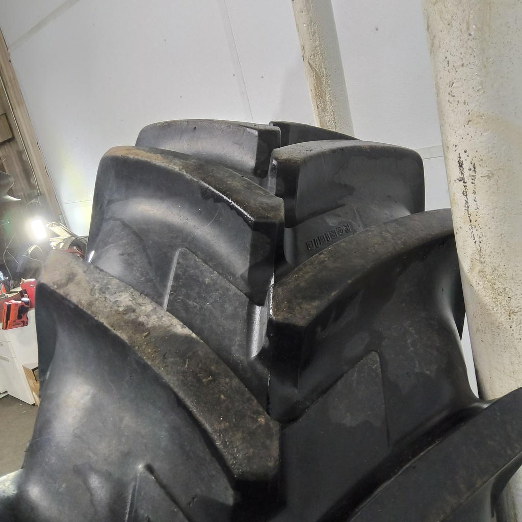 16.9R28 Michelin AgriBib R-1W 136A8 90%