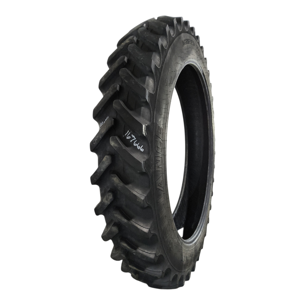 VF320/105R54 Alliance Agriflex+ 354 R-1W 172D 70%