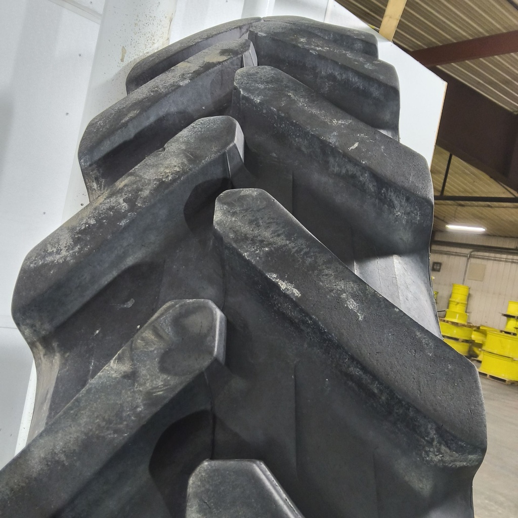 VF320/105R54 Alliance Agriflex+ 354 R-1W 172D 70%