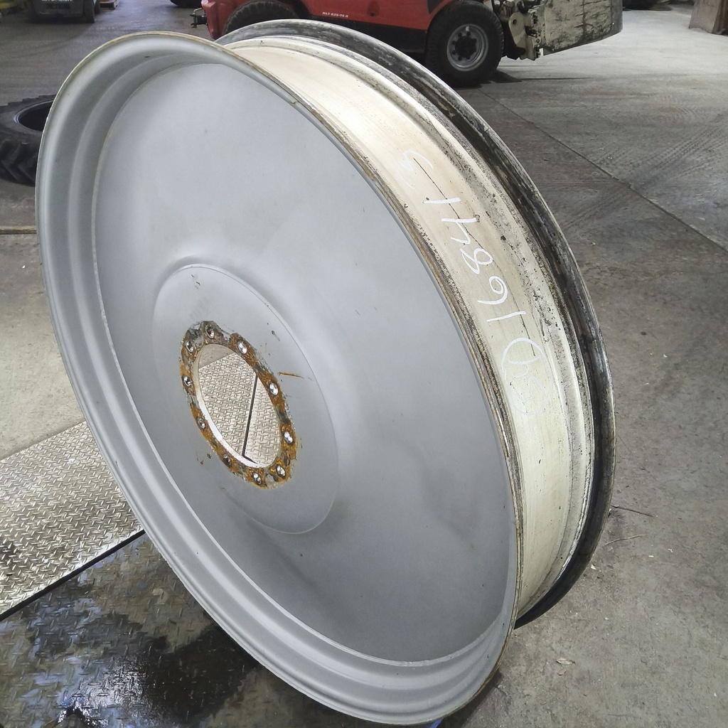 10"W x 54"D, Case IH Silver Mist 10-Hole Spun Disc , -4.12" Offset