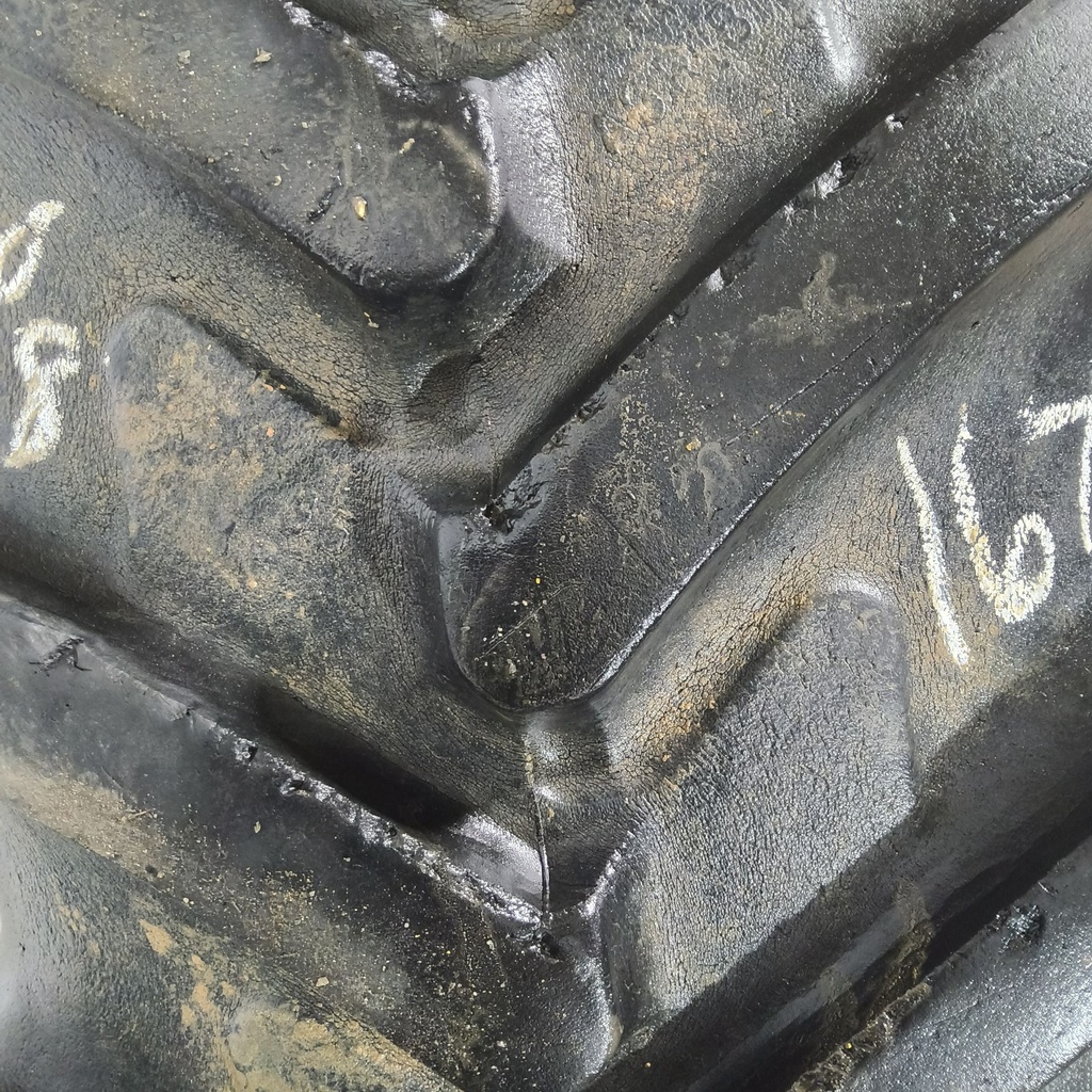 320/85R38 Michelin AgriBib Row Crop R-1W 143A8 55%