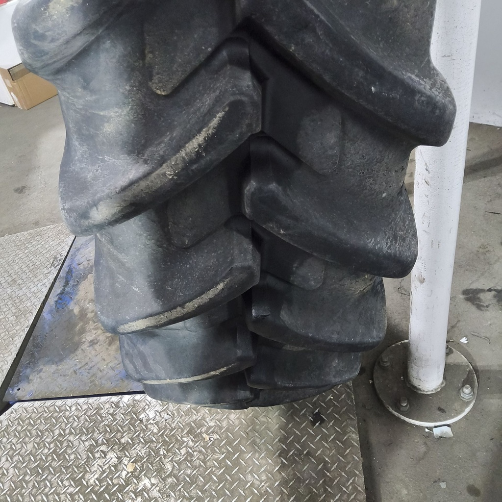 380/90R50 Michelin AgriBib Row Crop R-1W 151A8 85%