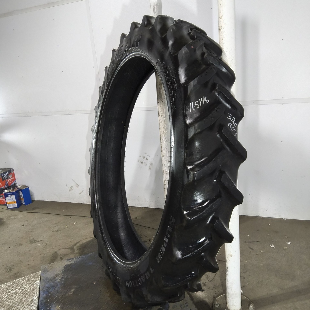 320/90R54 Goodyear Farm DT800 Super Traction R-1W 149A8 65%