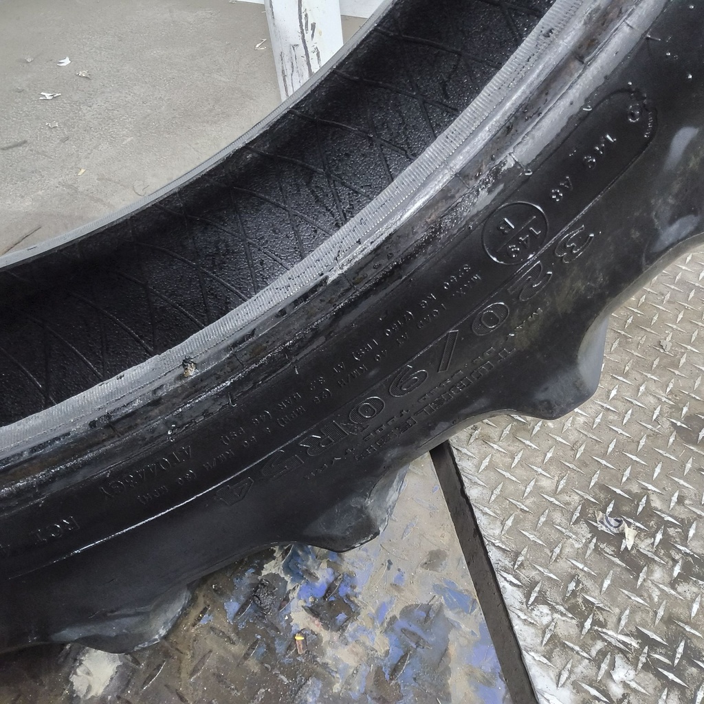 320/90R54 Goodyear Farm DT800 Super Traction R-1W 149A8 55%