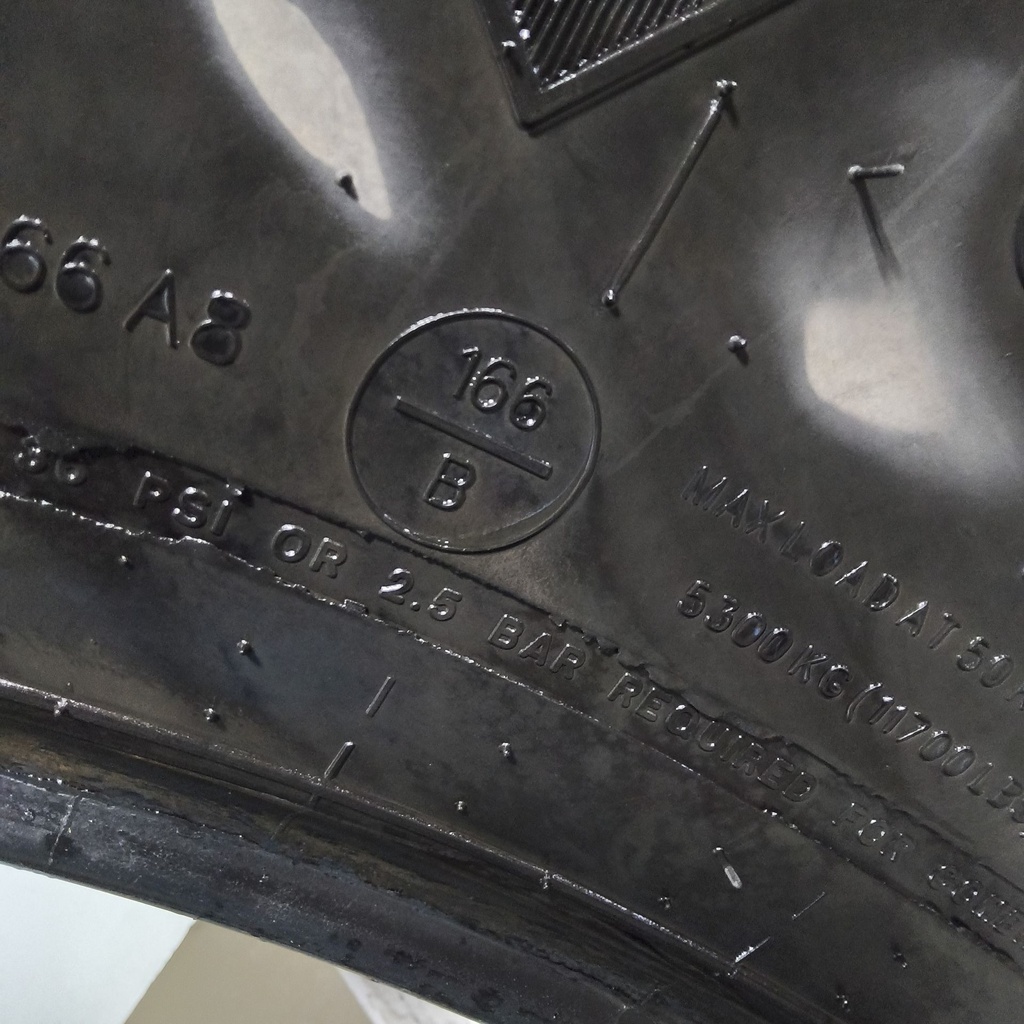 580/85R42 Goodyear Farm Optitrac R-1W 166B 75%