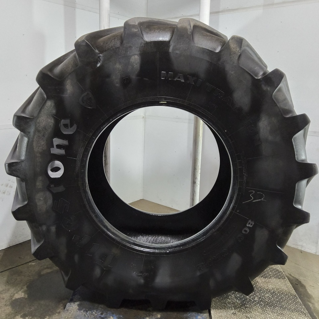 800/70R38 Firestone Maxi Traction R-1W 173D/173B 85%