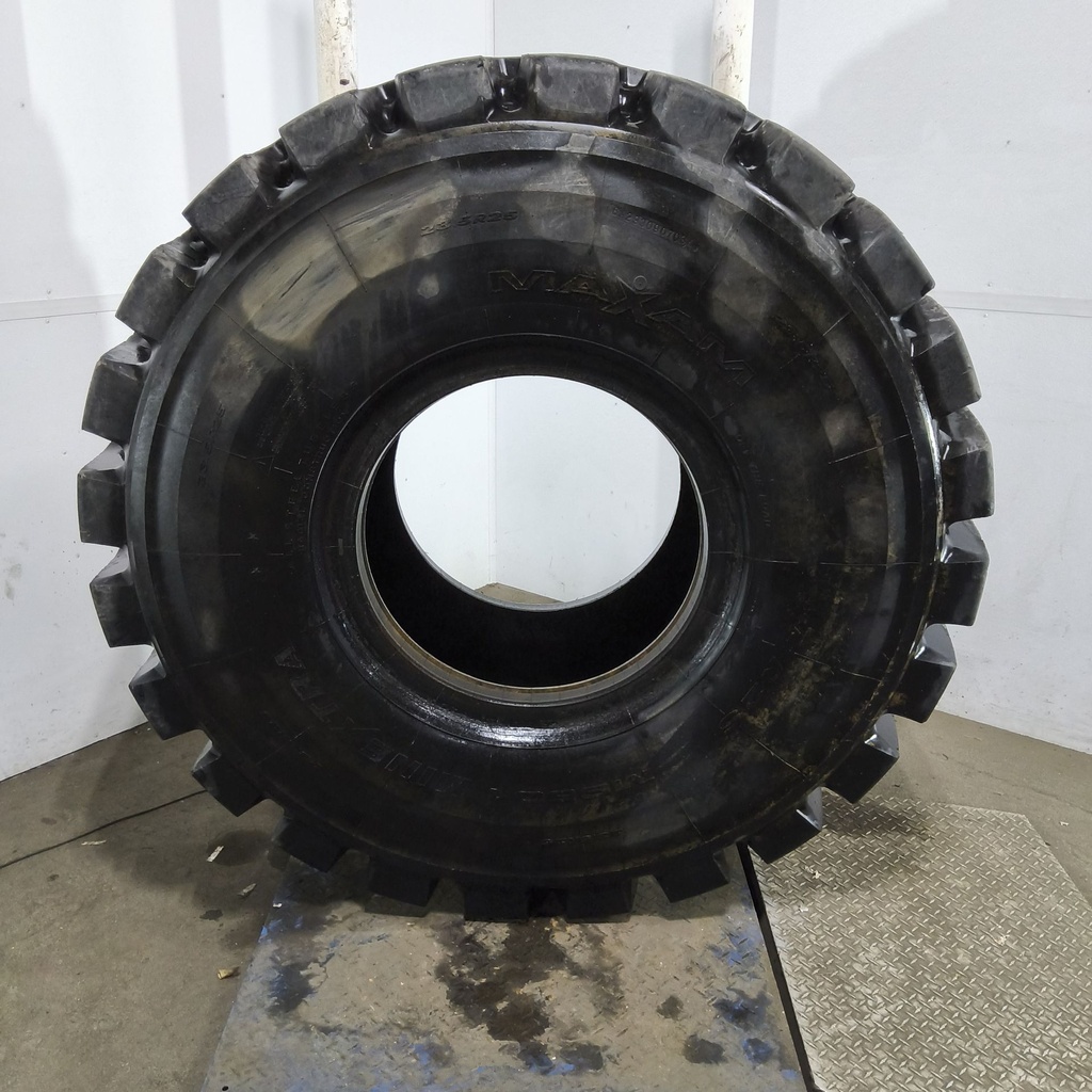 23.5R25 Maxam MS501 MineXtra L-5 195A2 80%