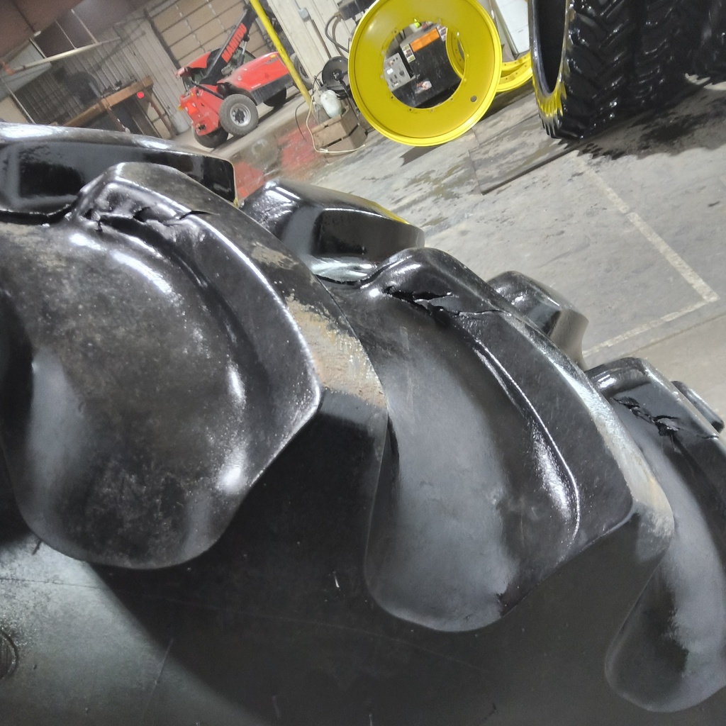 380/90R54 Firestone Radial 9000 R-1W 152A8/152B 80%