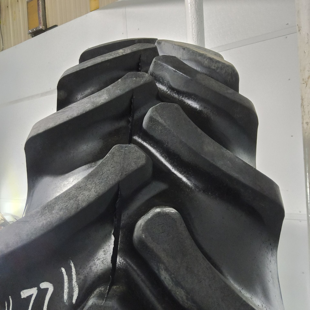 380/90R54 Firestone Radial 9000 R-1W 152A8/152B 85%