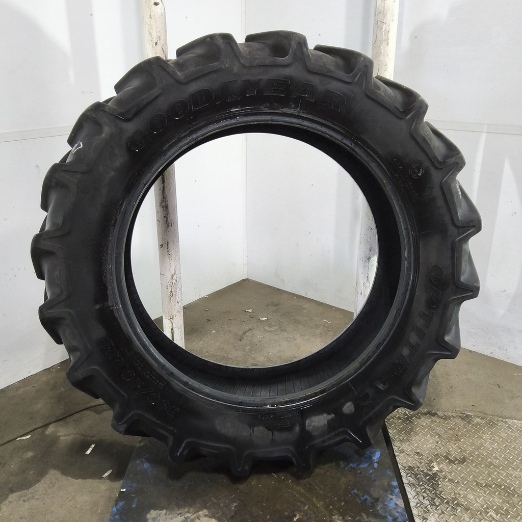380/80R38 Goodyear Farm Optitrac R-1W 142D 75%