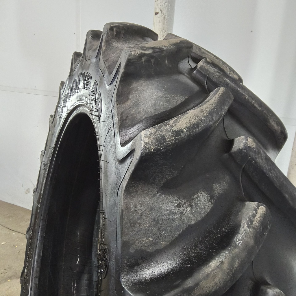 380/80R38 Goodyear Farm Optitrac R-1W 142D 75%