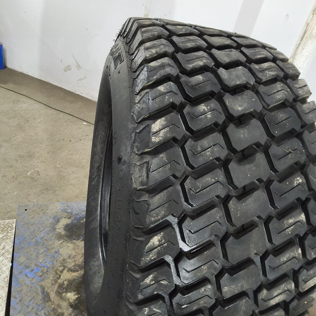 44x18.00-20NHS Titan Farm Multi Trac C/S HF-1 B (4 Ply), 90%