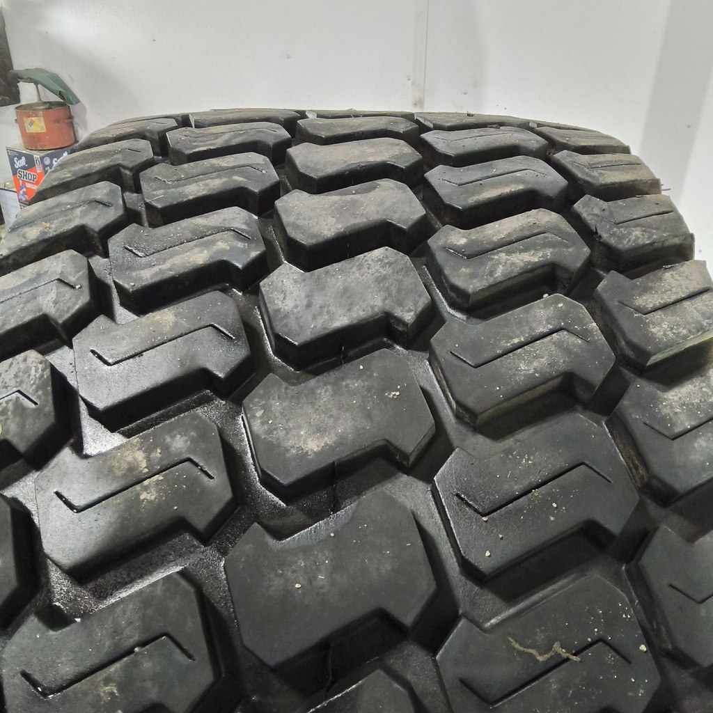 44x18.00-20NHS Titan Farm Multi Trac C/S HF-1 B (4 Ply), 90%