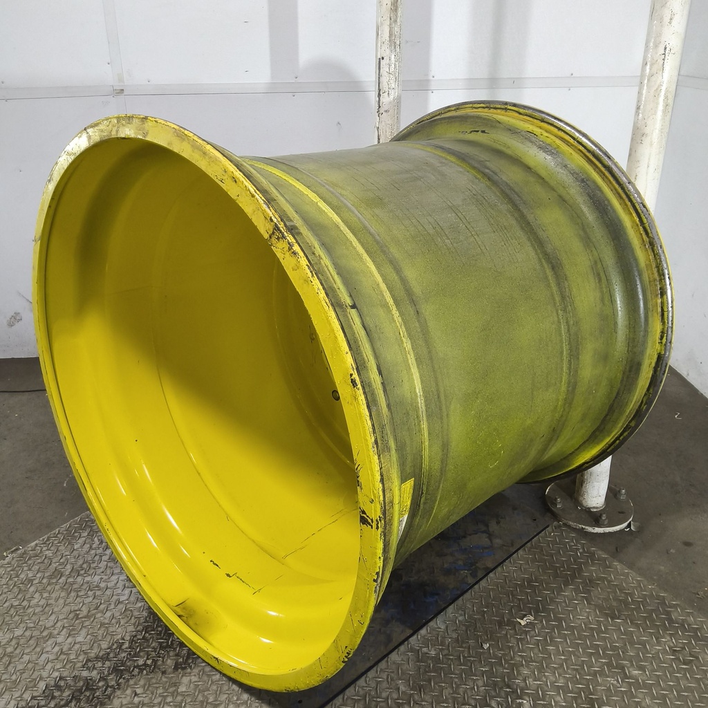 44"W x 46"D, John Deere Yellow 12-Hole Stub Disc , -9.5" Offset