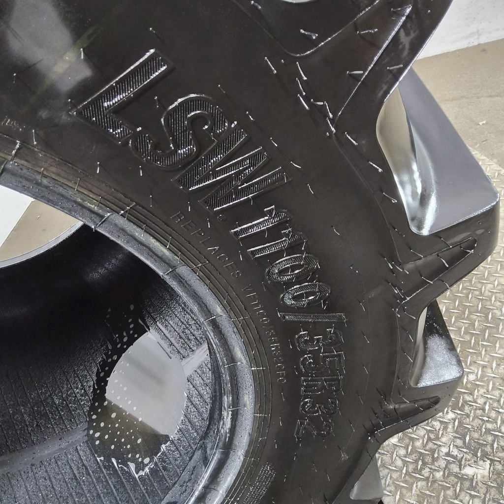 LSW1100/35R32 Goodyear Farm Optitrac R-1W 175D 95%