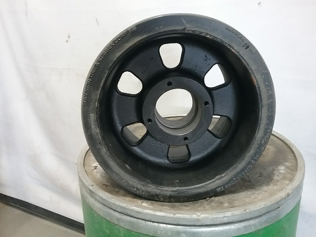 8" Wide Mid-Roller Bogie Wheel for John Deere Tillage Tractors Series 9000T-9010T, Hub/Bearing(Poly)