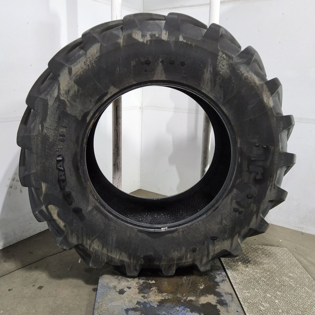 710/70R42 Firestone Maxi Traction R-1W 168D 90%