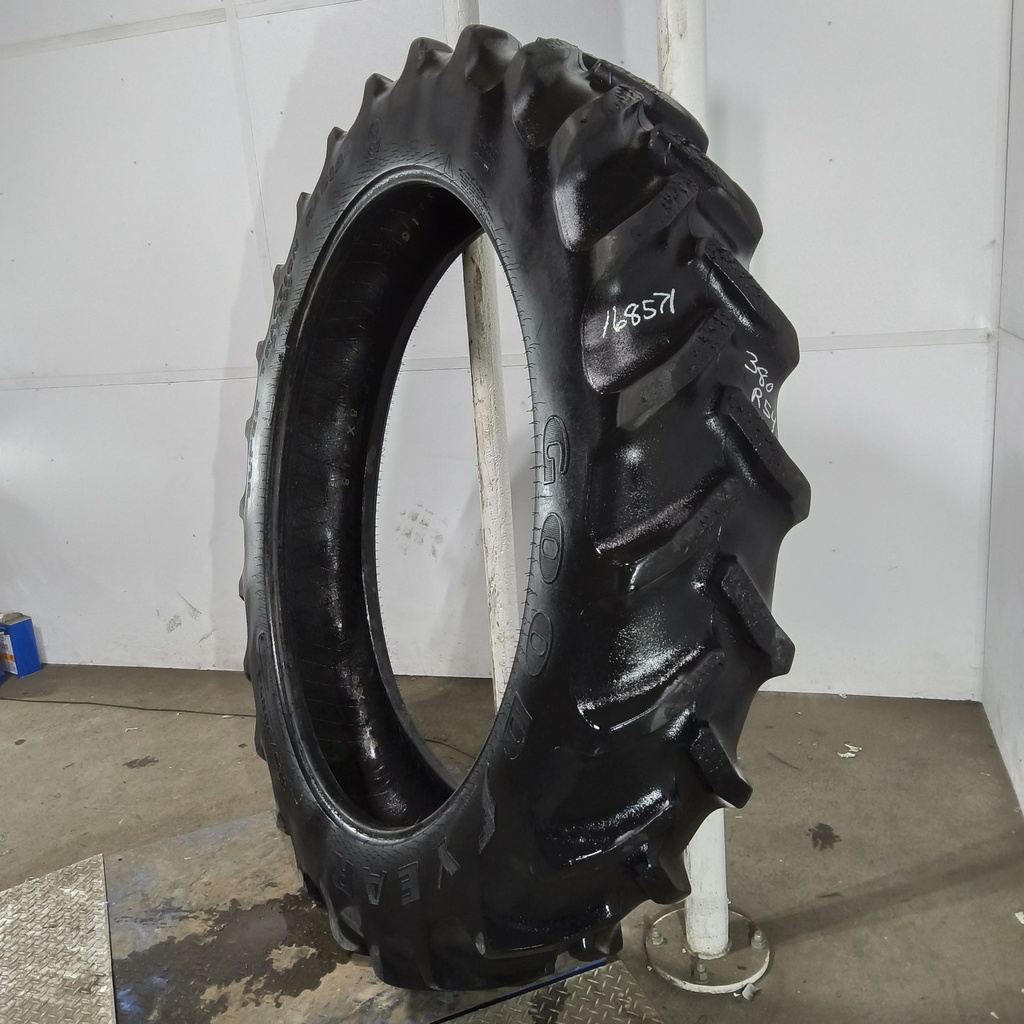 380/90R54 Goodyear Farm DT800 Super Traction R-1W 152B 55%