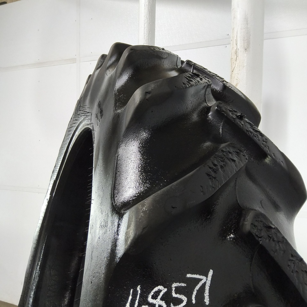 380/90R54 Goodyear Farm DT800 Super Traction R-1W 152B 55%