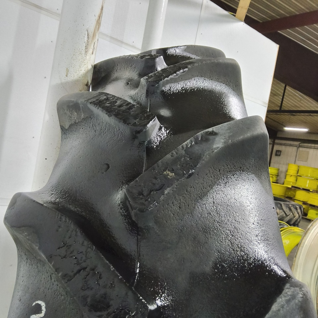 380/90R54 Goodyear Farm DT800 Super Traction R-1W 152B 55%