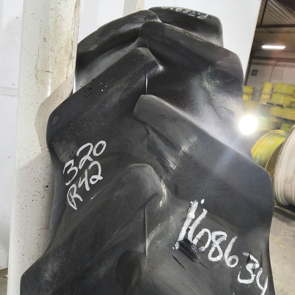 320/80R42 Goodyear Farm DT800 Super Traction R-1W 141A8 55%