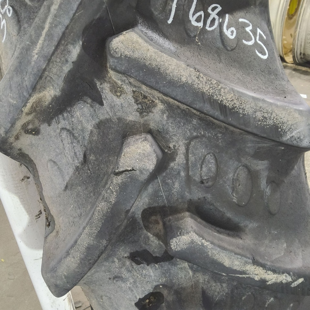 380/85R34 BKT Tires Agrimax RT 855 R-1W 137A8 70%