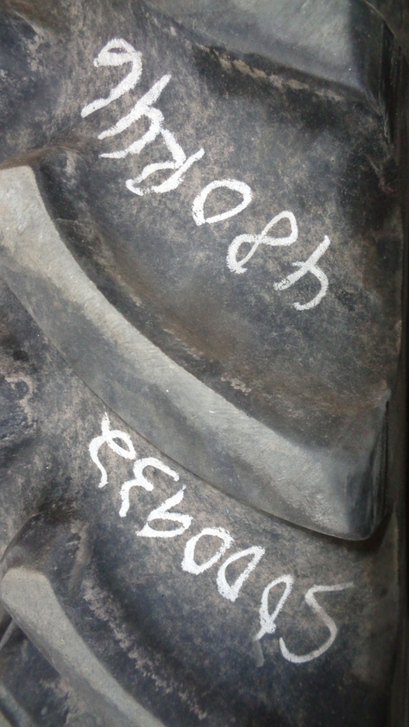 380/90R46 Firestone Radial 9000 R-1W 152 B 75%