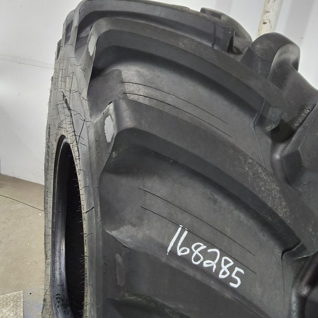 750/65R26 Firestone Maxi Traction R-1W 169B 85%