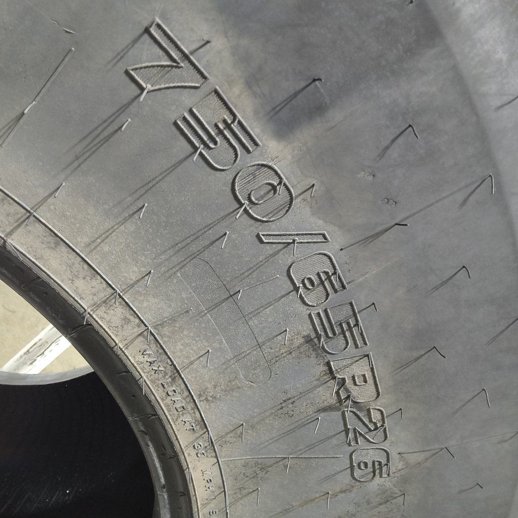 750/65R26 Firestone Maxi Traction R-1W 169B 85%