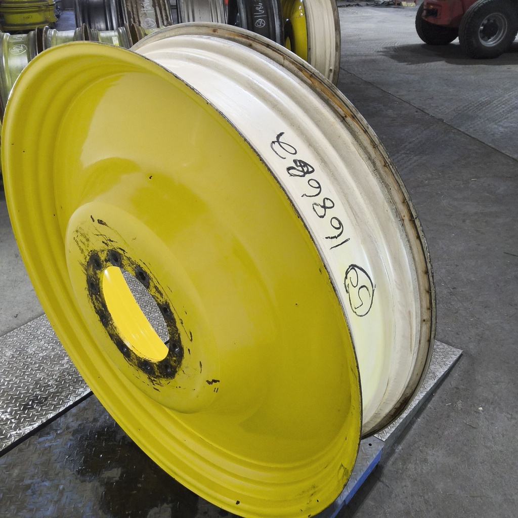 12"W x 50"D, John Deere Yellow 10-Hole Spun Disc Sprayer , -7.5" Offset