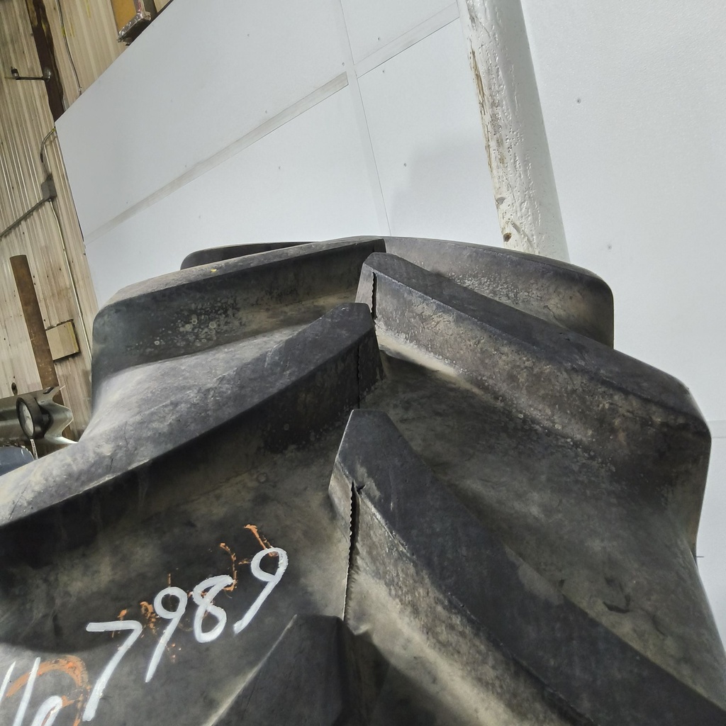 460/85R38 Vredestein Traxion 85 R-1W 149B 80%