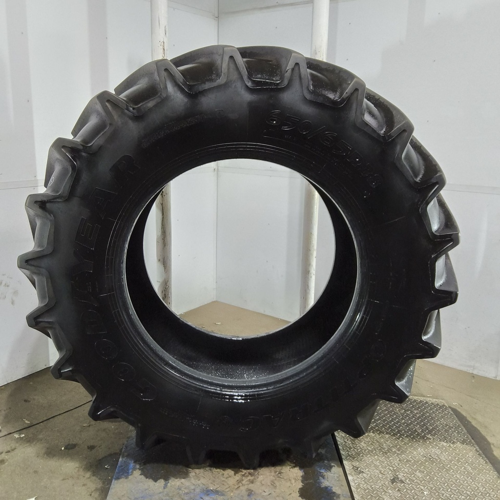 650/65R38 Goodyear Farm Optitrac R-1W 166D 90%