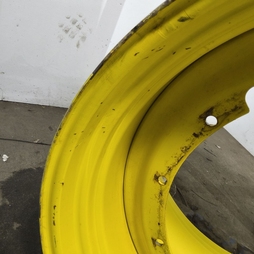 28"W x 46"D, John Deere Yellow 12-Hole Stub Disc , -6" Offset