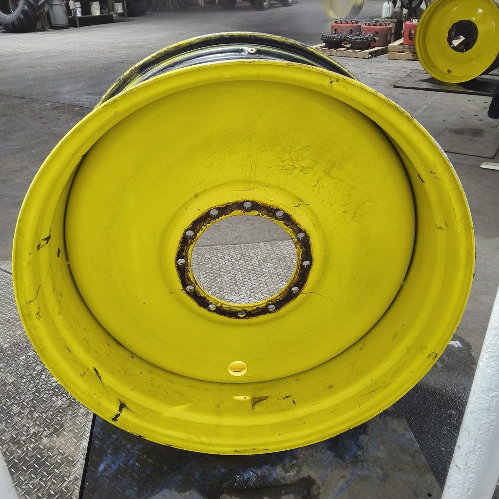 20"W x 42"D, John Deere Yellow 12-Hole Formed Plate Sprayer , -4" Offset