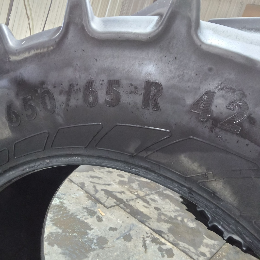 650/65R42 Mitas AC65 Radial  R-1W 168A8 85%