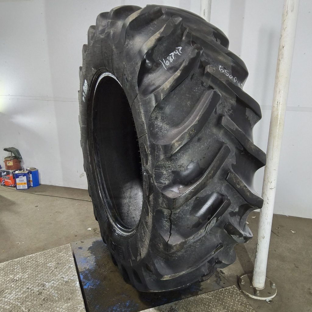650/65R42 Goodyear Farm DT820 R-1W 170A8 85%