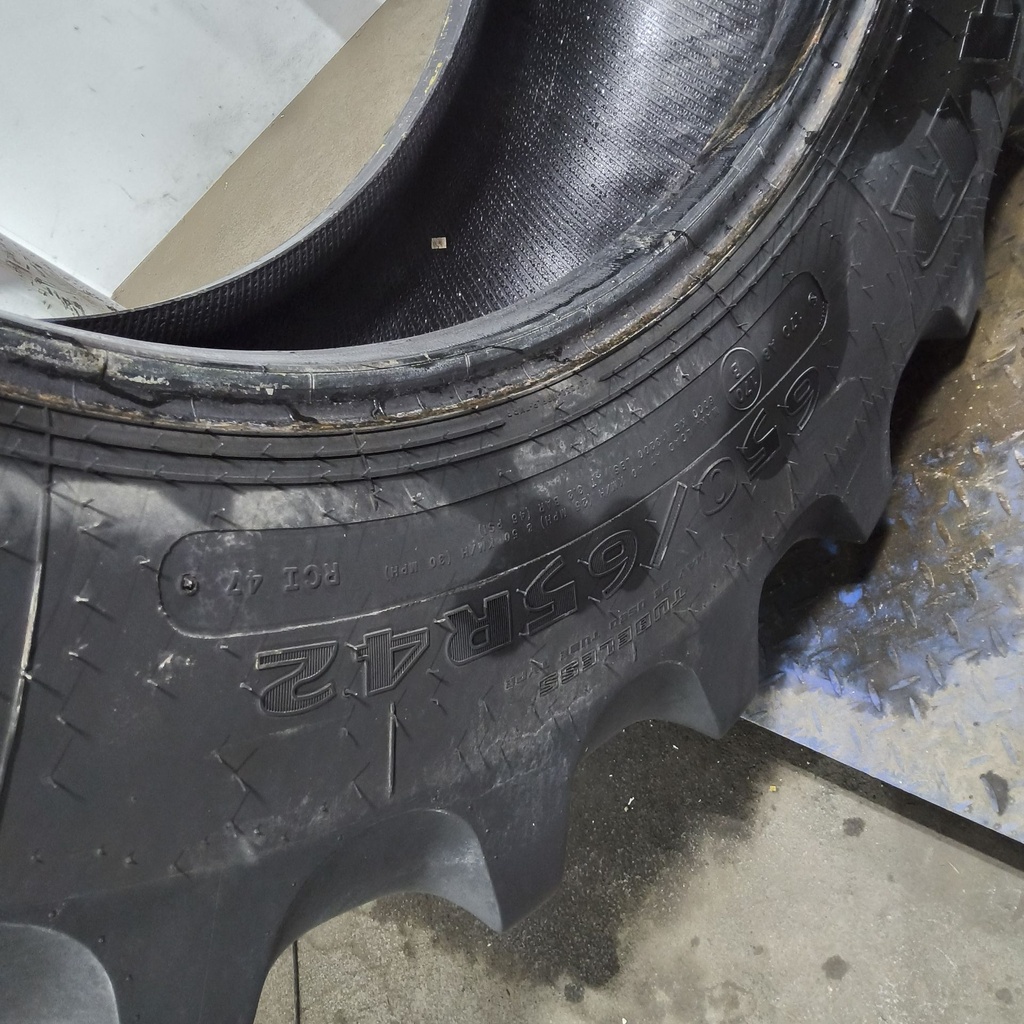 650/65R42 Goodyear Farm DT820 R-1W 170A8 85%